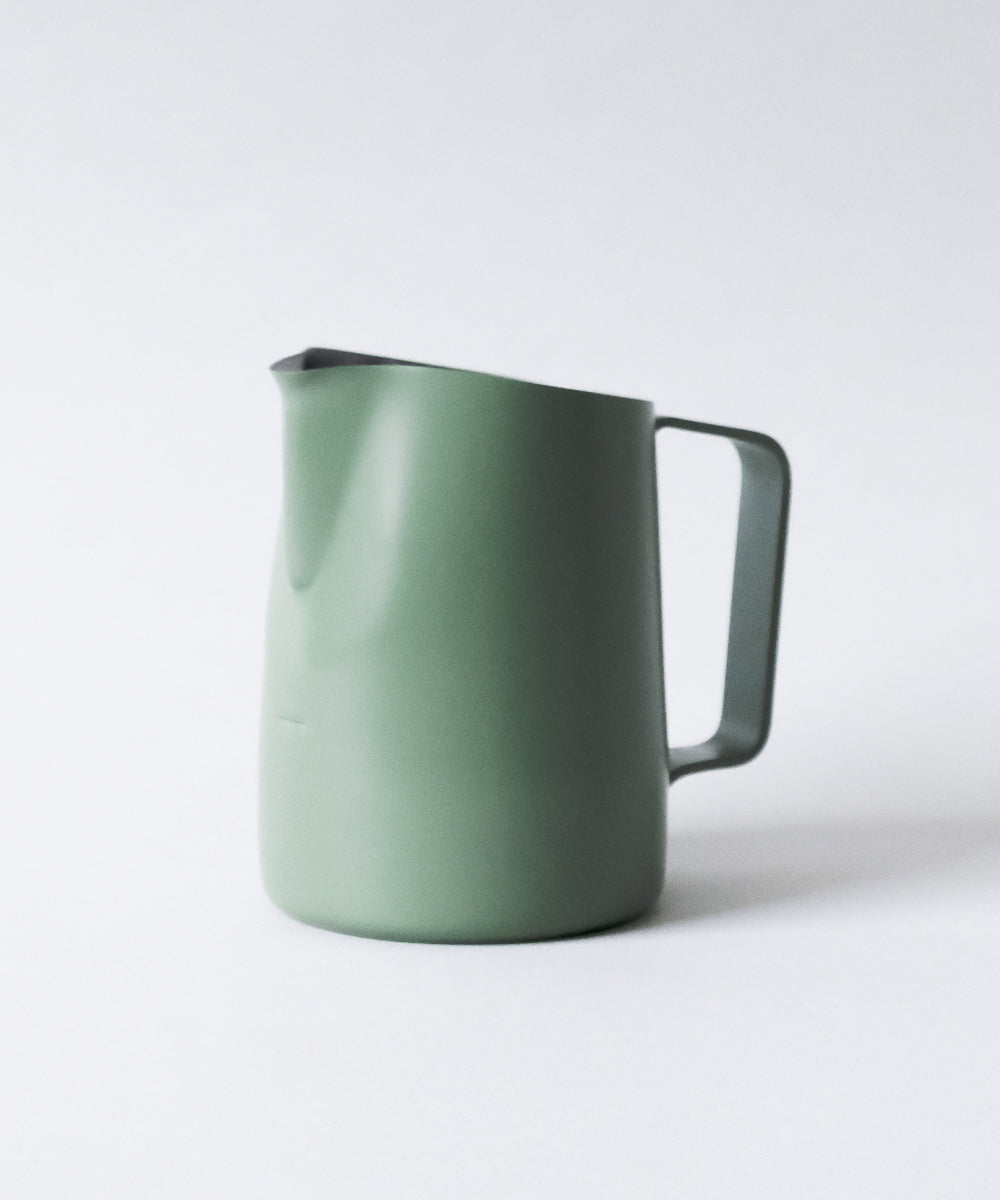 SLOW POUR SUPPLY® X WPM Latte Art Milk Pitcher